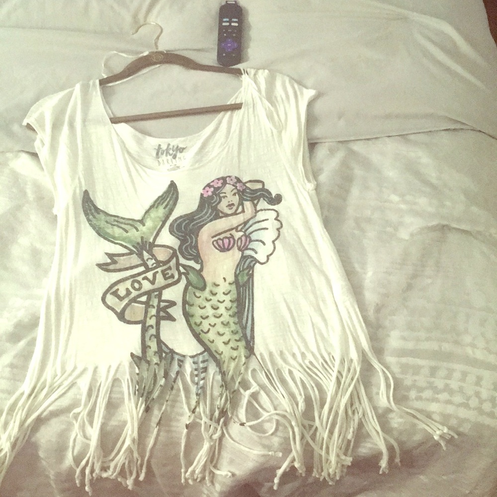 Cute Mermaid Tee with fringe on the bottom!